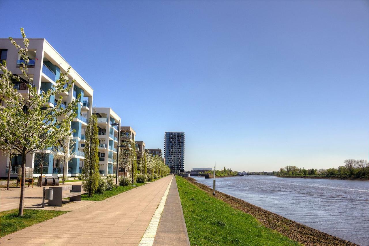 Plenus Riverloft Bremen Exterior photo